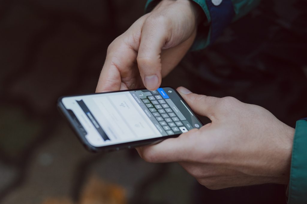 Develop a Healthier Relationship with Your Phone